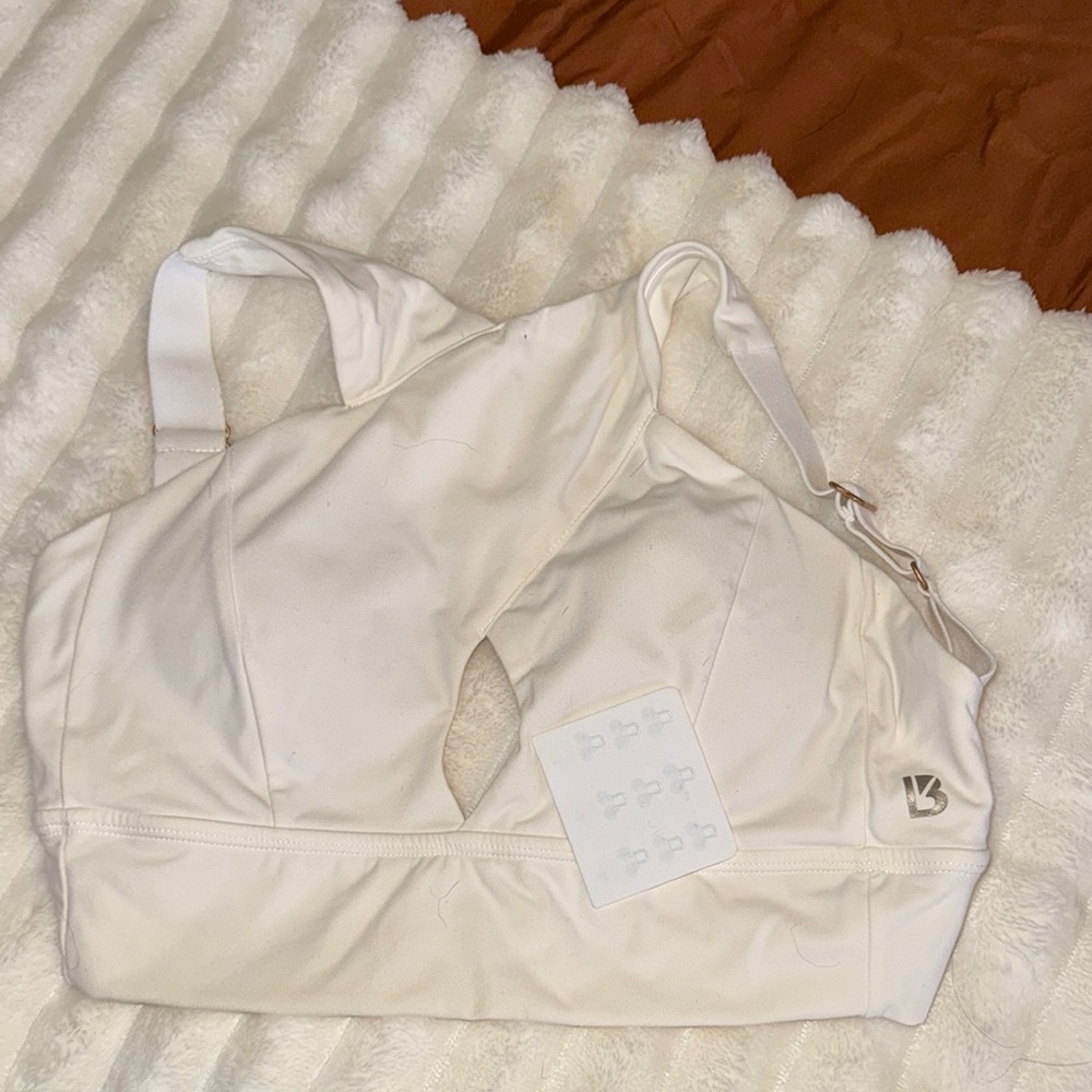 White Sports Bra BUFFBUNNY